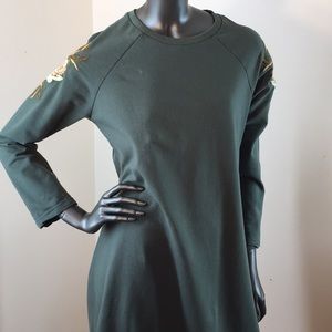 Green floral embroidered sleeve Abaya